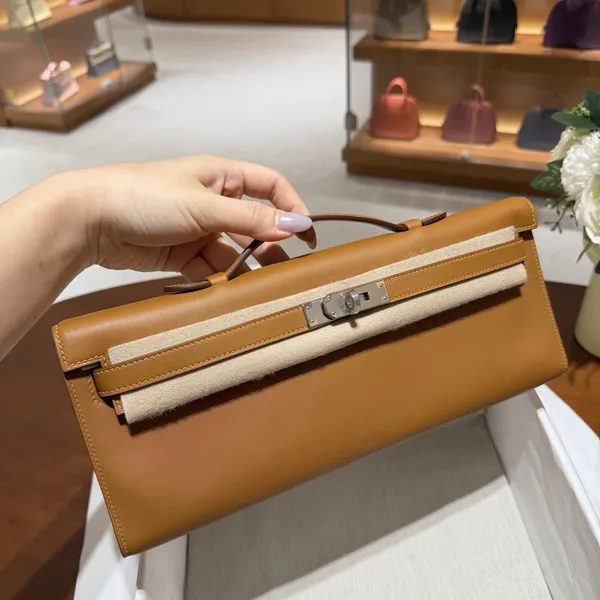 芝麻色