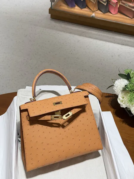 KL Klein Karoo KK Ostrich Toffee 1H
