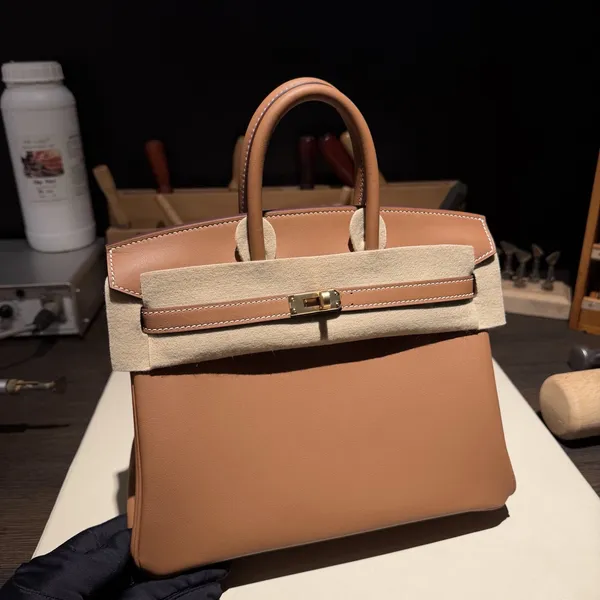 Swift Gold 37