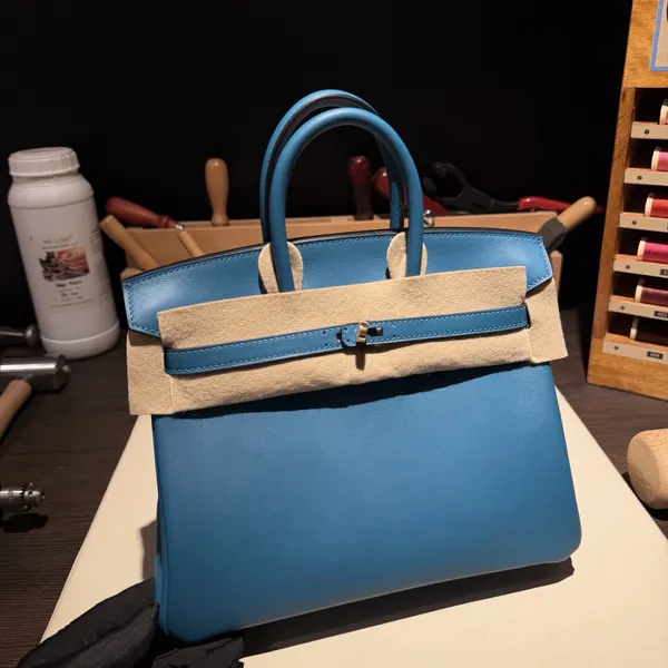 Swift Peacock Blue 7F