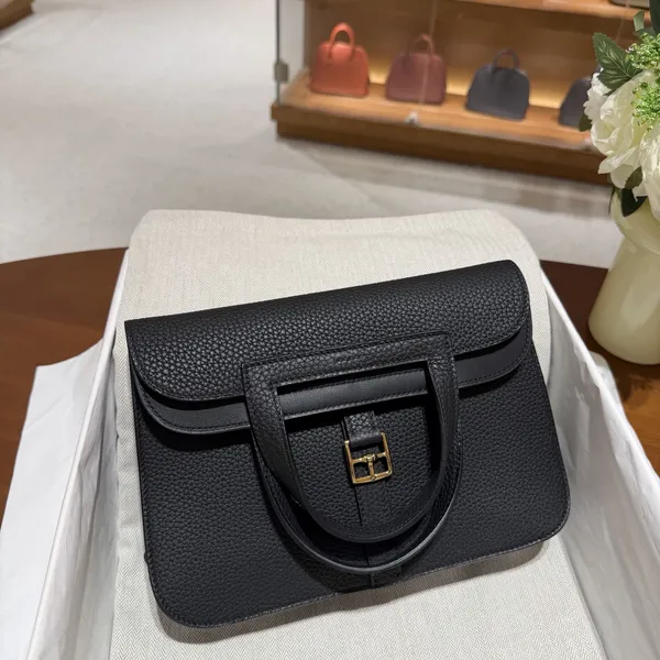 Halzan Clemence Black 89