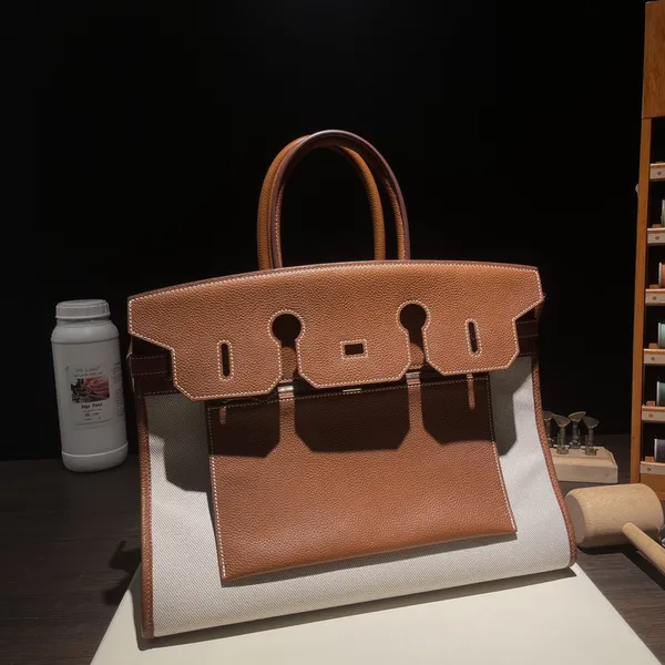 B35 Faubourg Handmade Women Bag Gold 37