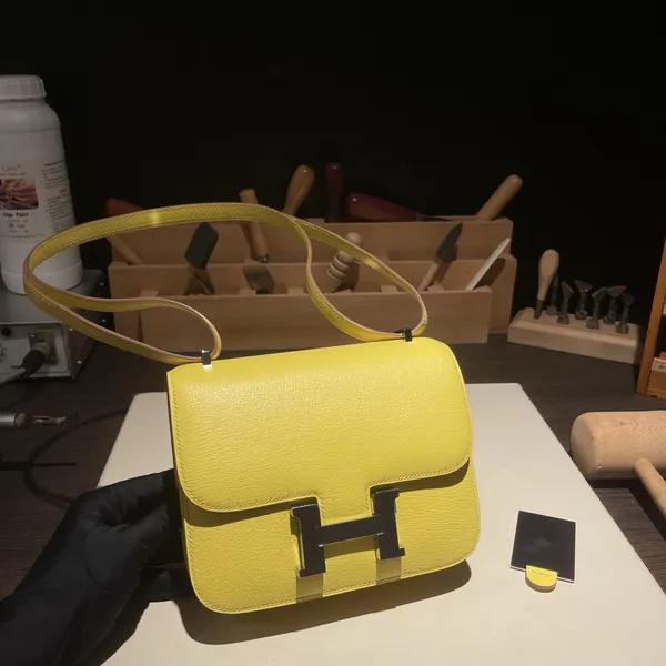 Chevre Lemon Yellow 9N