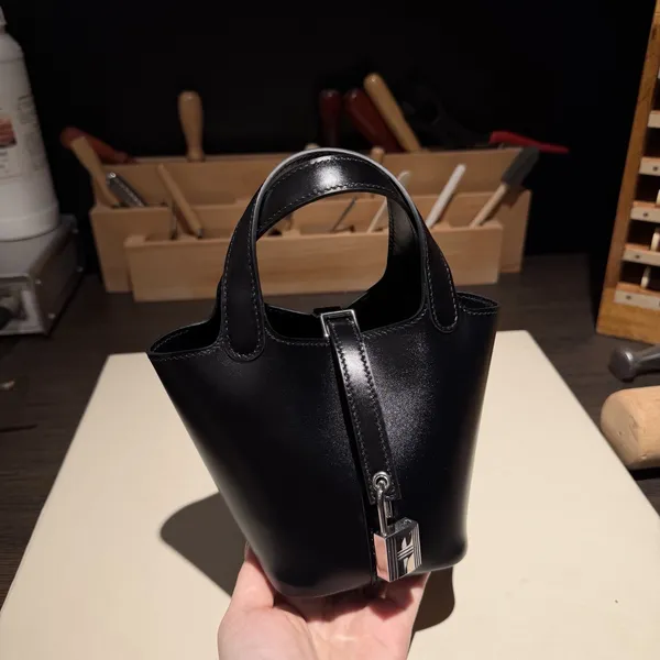 Box Black 89